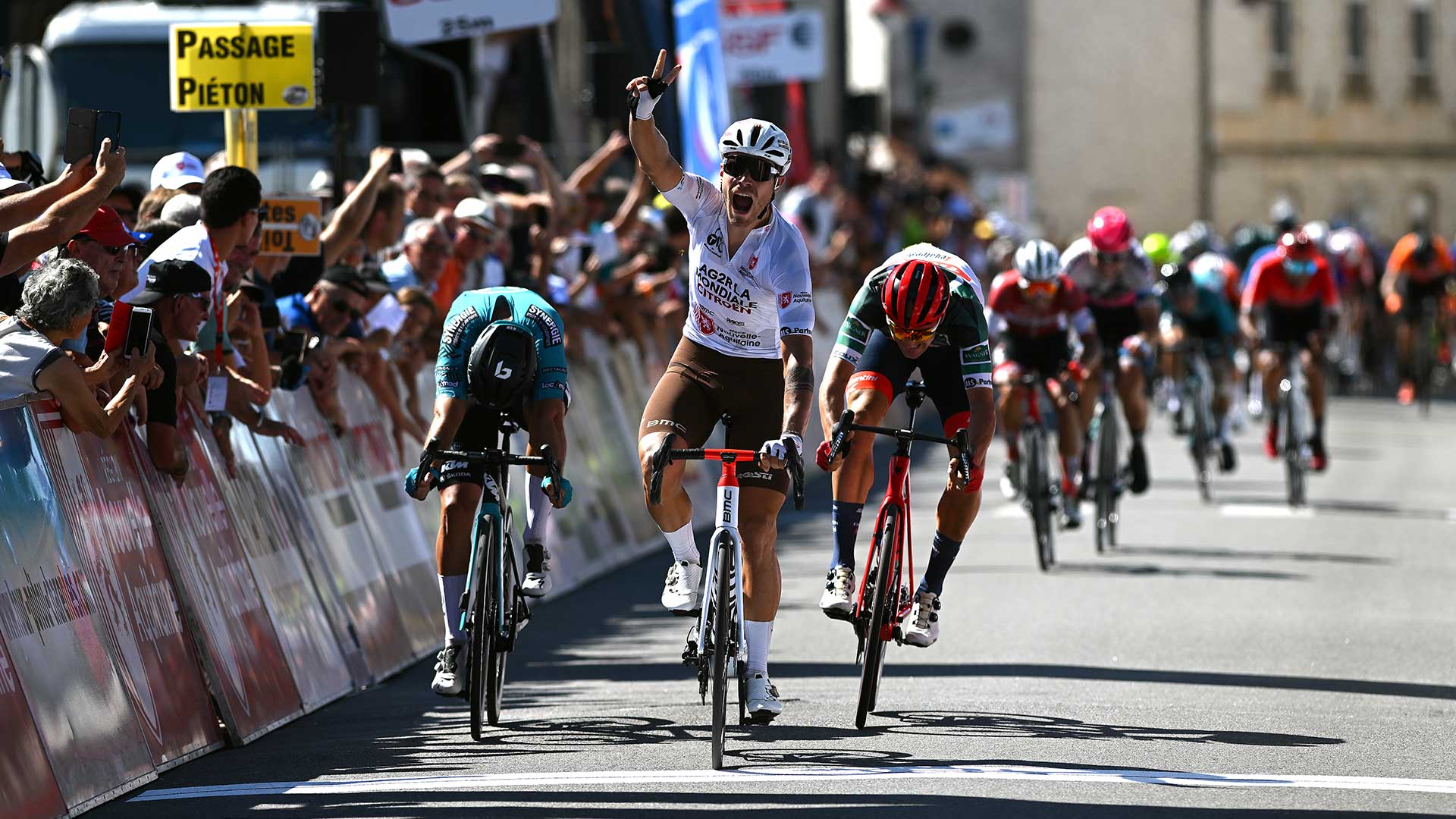 Tour Poitou-Charentes (2e étape) : Marc Sarreau s’impose à nouveau